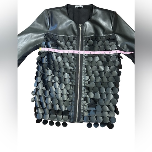 Linea Domani Black Faux Leather Jacket Size 4 | Statement Disc Detail Zip - Picture 6 of 9